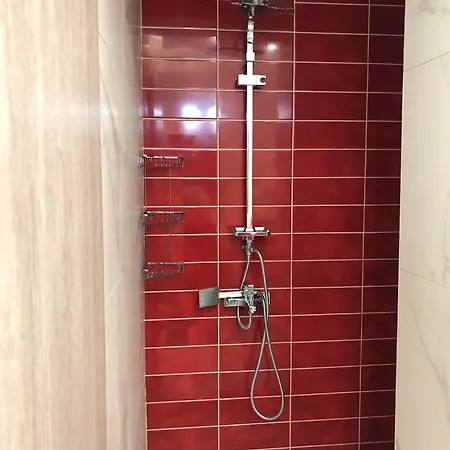 Center Apartment *