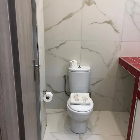 Center Apartment *